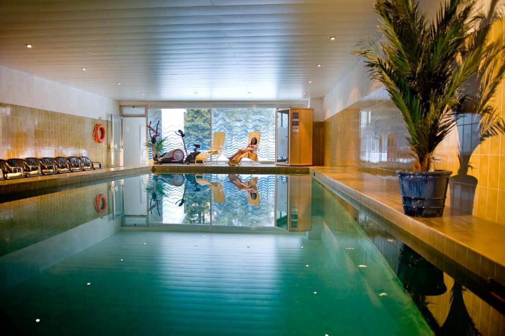 Hotel Cresta Davos Luaran gambar
